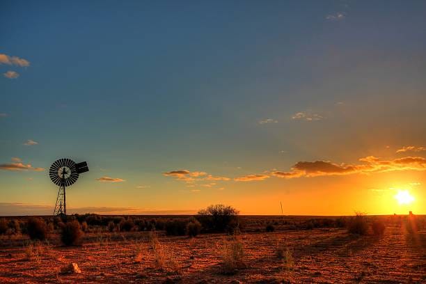2,600+ Australian Outback Sunrise Stock Photos, Pictures ...