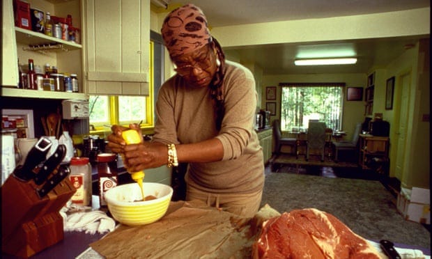 Frozen in time: Maya Angelou cooks for Toni Morrison, September 1994 | Maya Angelou | The Guardian Frozen in time: Maya Angelou cooks for Toni Morrison, September 1994 | Maya Angelou | The Guardian