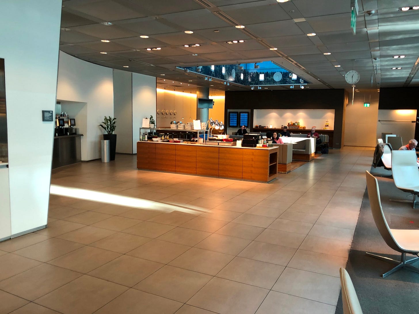 Lufthansa Non Schengen Munich Senator Lounge