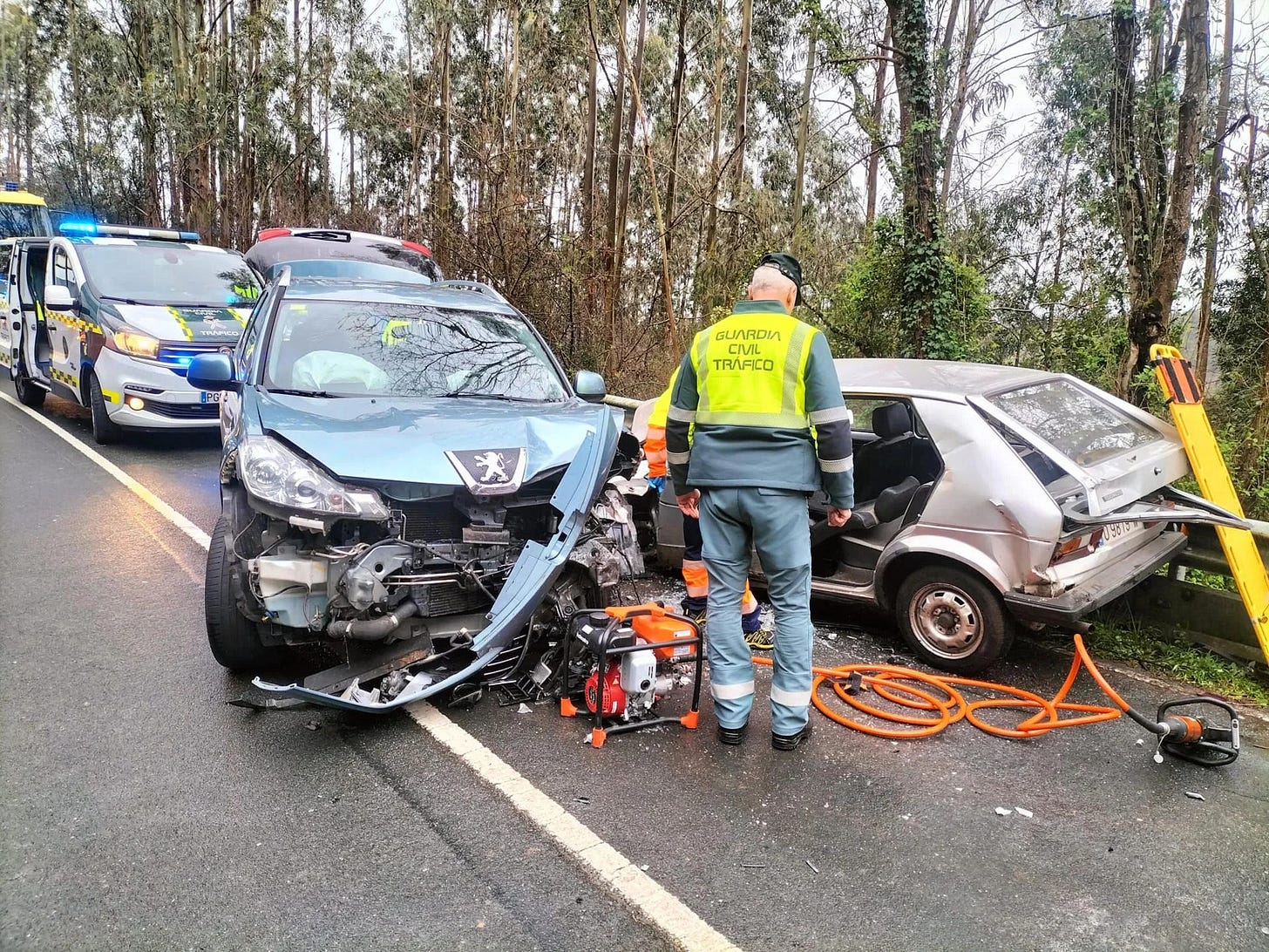 Dos fallecidos en sendos accidentes de tráfico en Asturias