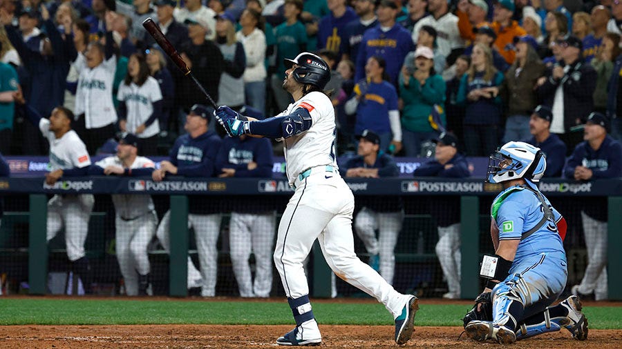 Eugenio Suárez slam gives Seattle Mariners 3-2 lead in ALCS