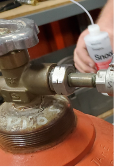 Solución Snoop para fugas de gas SF6 Solución Snoop para fugas de gas SF6