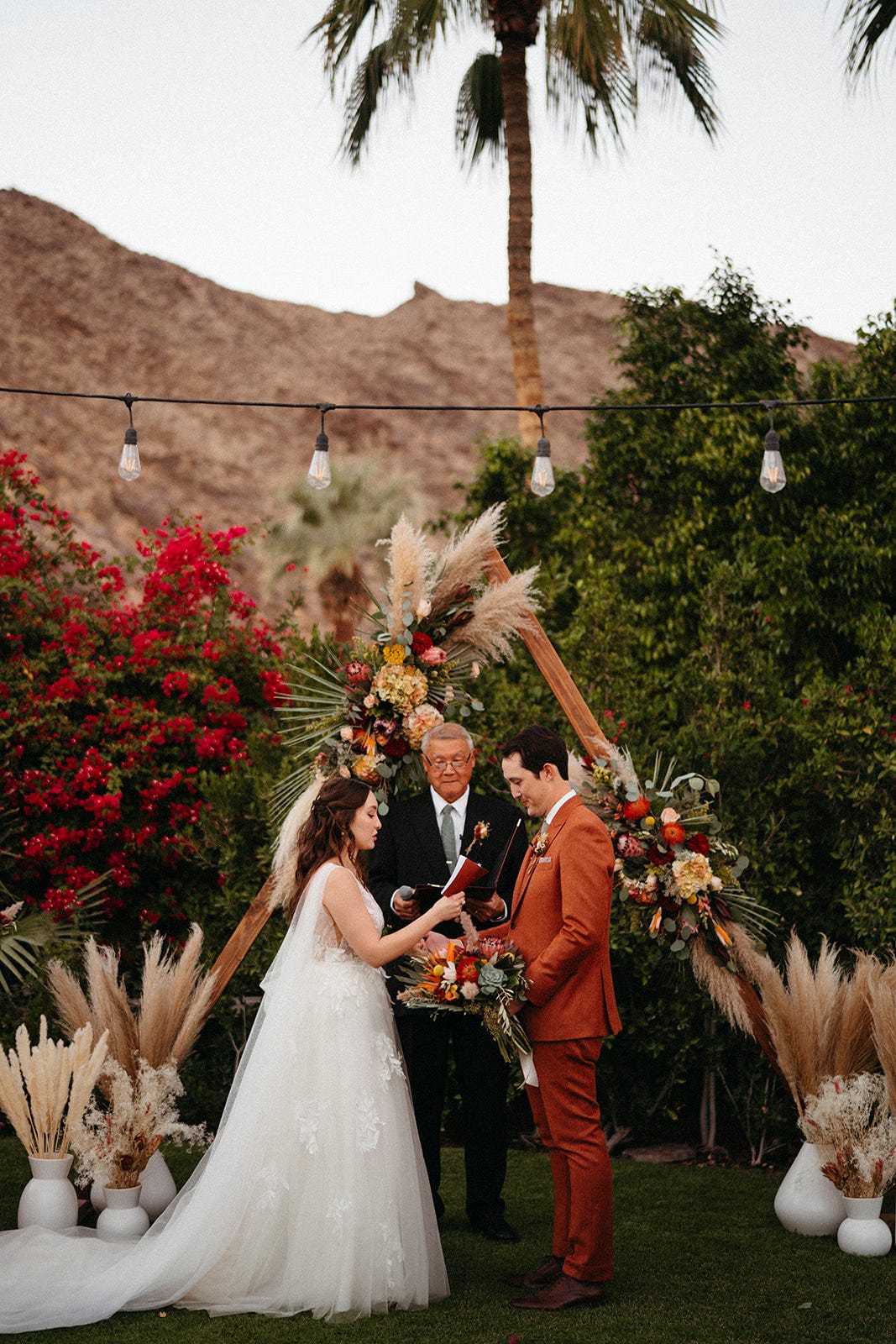 wedding ceremony under arch