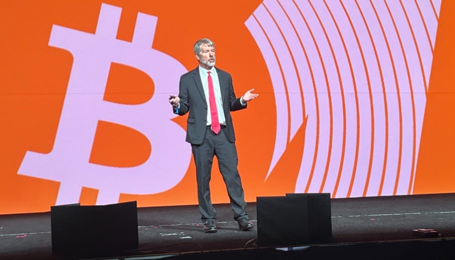 Michael Saylor ve a bitcoin costando casi 50 millones de dólares