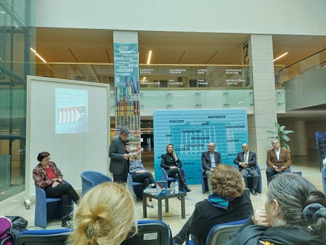 Fotografii de la evenimentul de prezentare a Tratatului de biblioteconomie