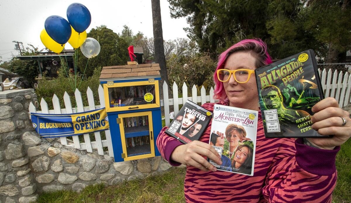 California woman creates Little Free Blockbuster for movie exchanges - Los Angeles Times California woman creates Little Free Blockbuster for movie exchanges - Los Angeles Times