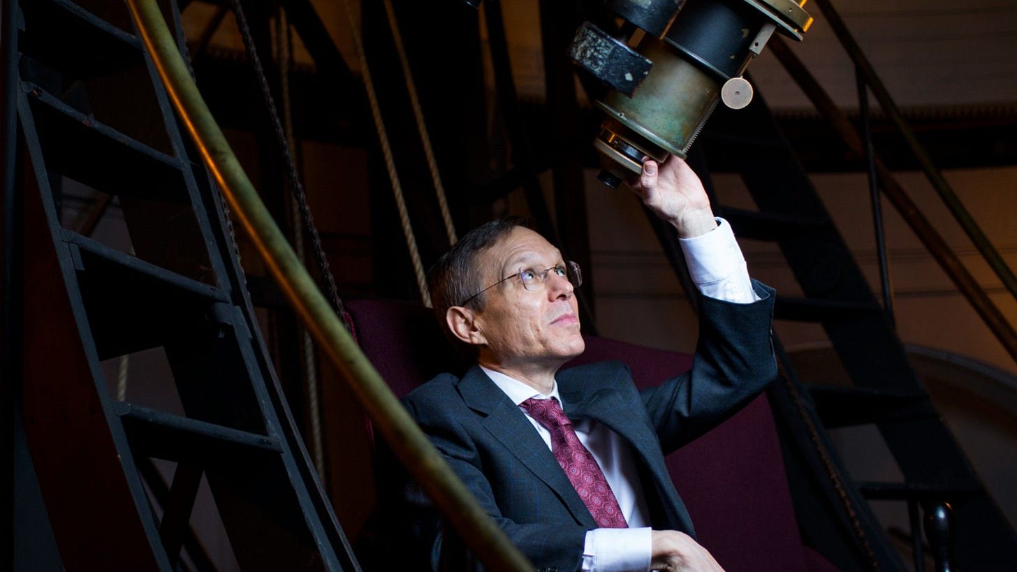 Weißes Haus macht Harvard-Astrophysiker Avi Loeb zum Leiter einer neuen UFO-Studiengruppe Weißes Haus macht Harvard-Astrophysiker Avi Loeb zum Leiter einer neuen UFO-Studiengruppe