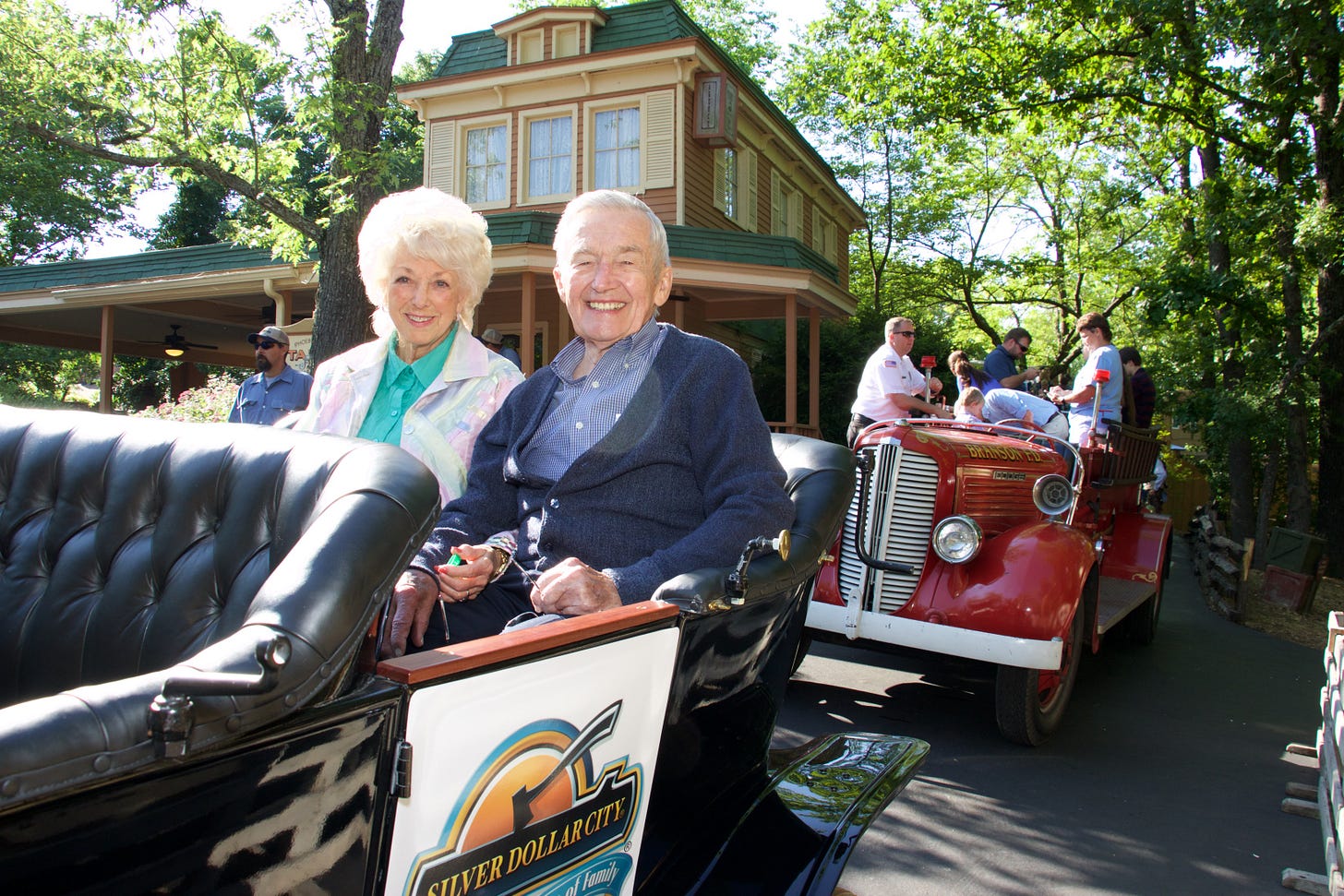 Herschend family and Dolly Parton built Dollywood Herschend family and Dolly Parton built Dollywood