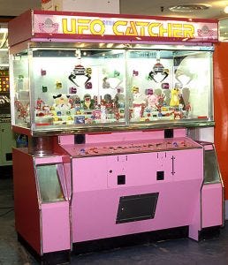 UFO Catchers - by Leon - Hidden Japan
