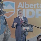 Punchy Nenshi calls on Danielle Smith to stop playing separatist games