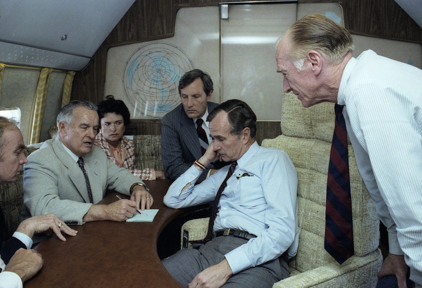 41-AV-G00528-13A-03301981.jpg 41-AV-G00528-13A-03301981.jpg