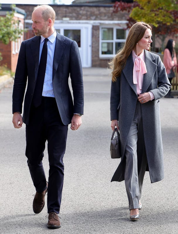 Kate Middleton Visits Southport Wearing Jigsaw Coat - Dress Like A Duchess
