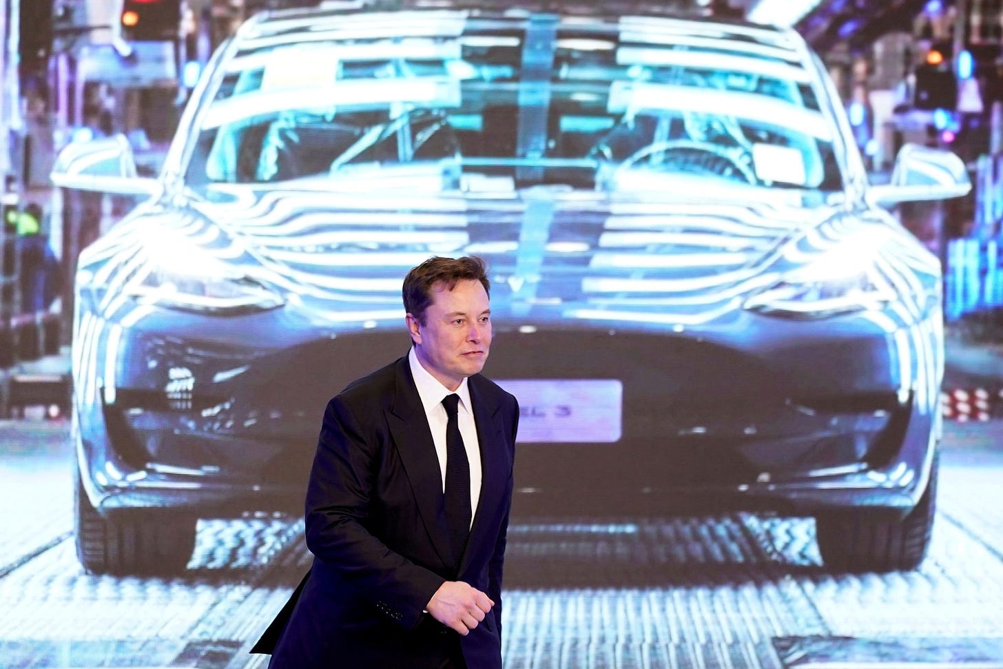 Explainer: Tesla's self-driving ambitions get a reboot | Reuters Explainer: Tesla's self-driving ambitions get a reboot | Reuters