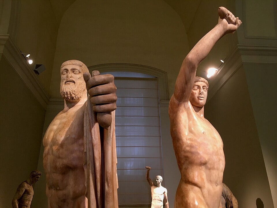 File:Harmodio Aristogeiton Nápoles 07.jpg