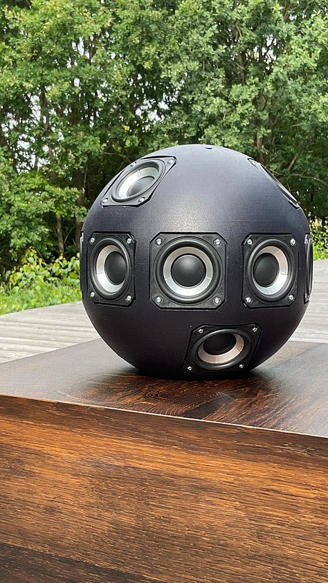 The Rebel - The evolution of Stefan Riedel's 393 beaamforing speaker