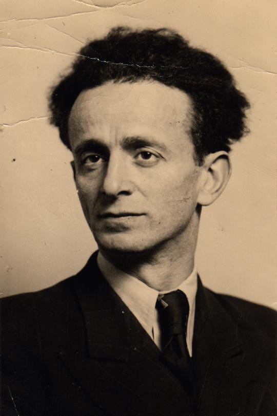 Artist Portrait