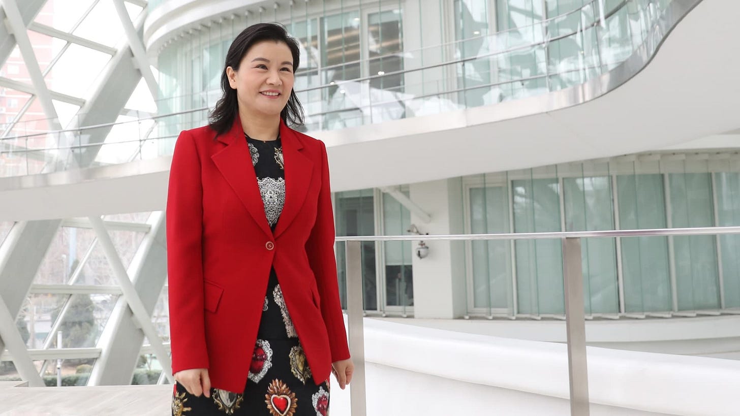 World's richest self-made woman shares 3 pieces of advice for success