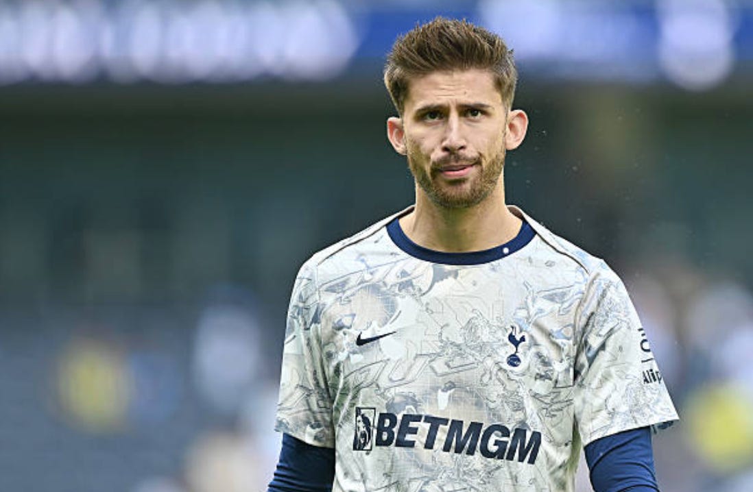 Guglielmo Vicario of Tottenham Hotspur warms up before the Premier League match between Tottenham Hotspur and Everton at Tottenham Hotspur Stadium on May 24, 2026 in London, England. (Photo by Vince Mignott/MB Media/Getty Images)