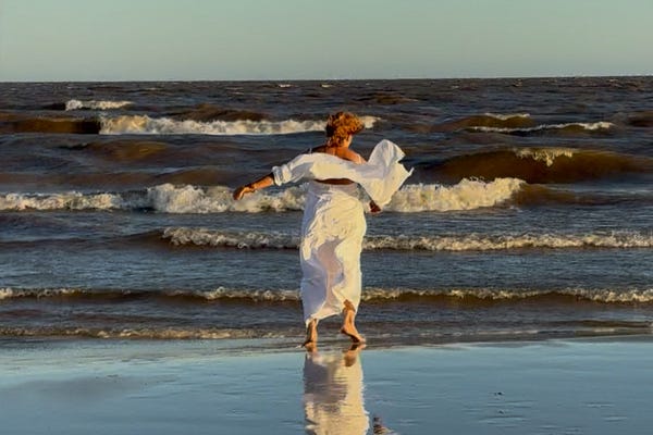 The Dancing Poet | Carmen Tarifa Reischle | Substack