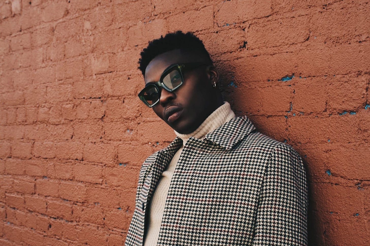 Ozumba Mbadiwe - Reekado Banks hits the airwaves with a bang - TheNiche
