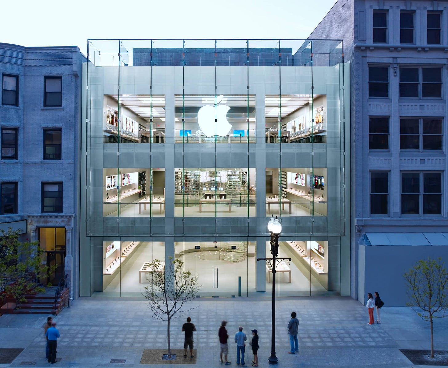 The exterior of Apple Boylston Street.