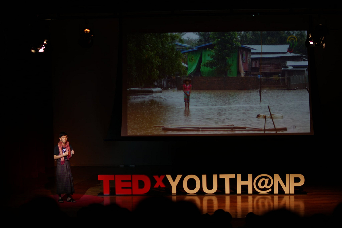 No photo description available.