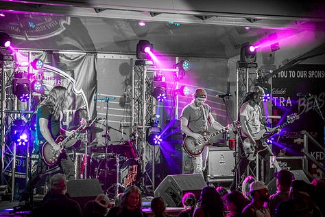 Them Dirty Roses / photos by author