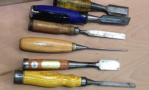 File:Selection of woodworking chisels.jpg