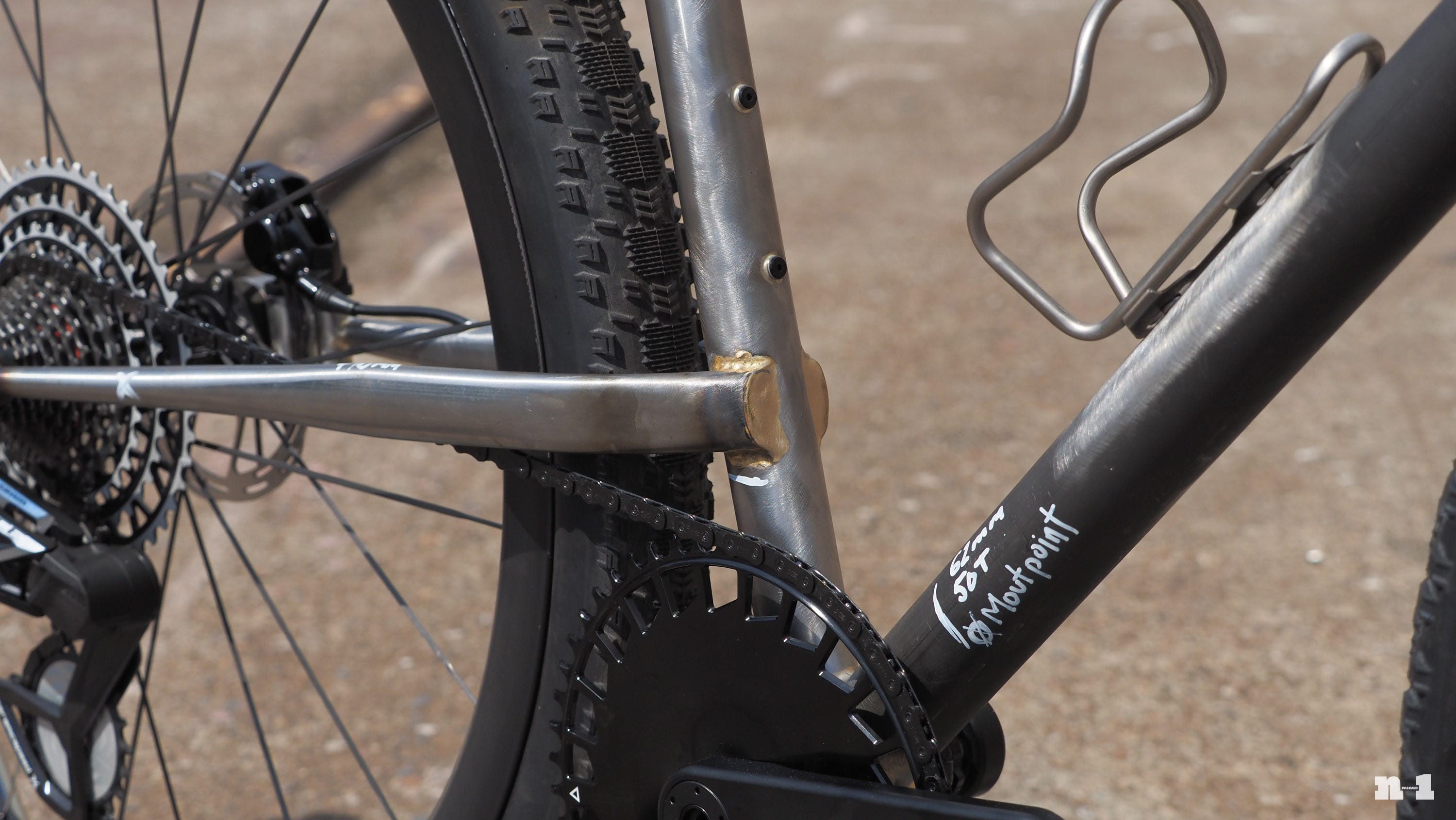 Schön Design Mike Garrigan gravel bike chainstay