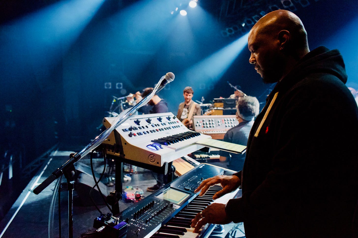 Snarky Puppy lets Japanese fans sink their teeth into its new album 'Immigrance' | The Japan Times Snarky Puppy lets Japanese fans sink their teeth into its new album 'Immigrance' | The Japan Times