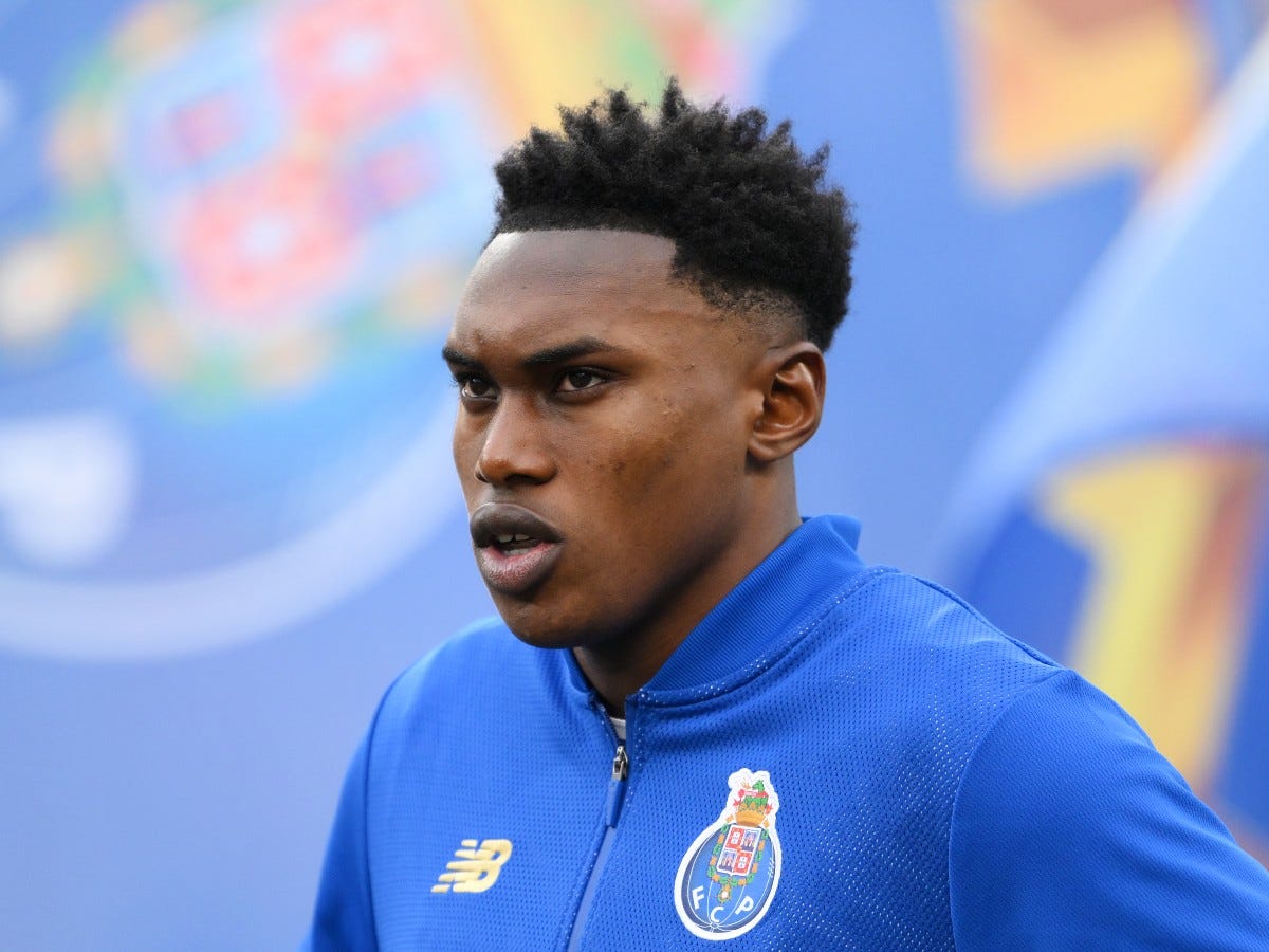 Tottenham rival Arsenal for Samu Aghehowa transfer