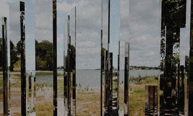 The Many-Worlds Theory, Explained | The MIT Press Reader