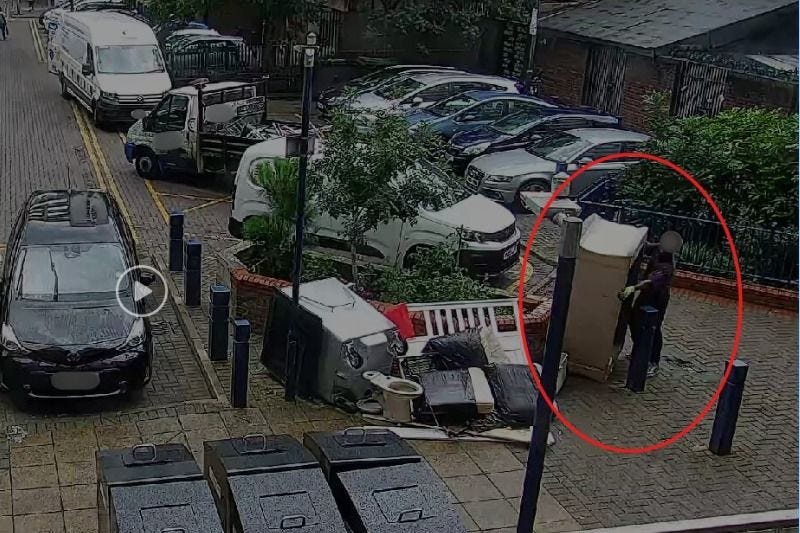 No photo description available.