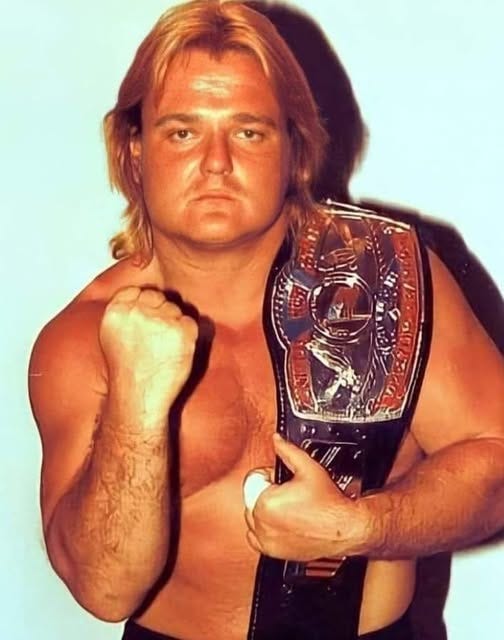 No photo description available.