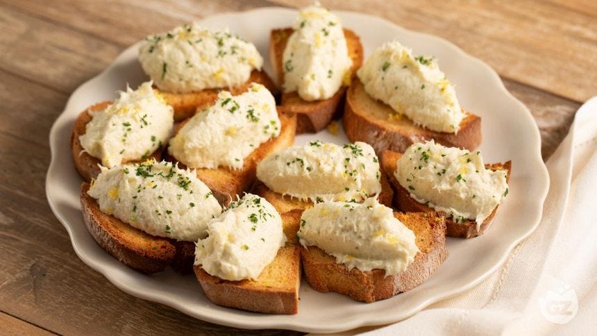 Crostini con baccalà mantecato