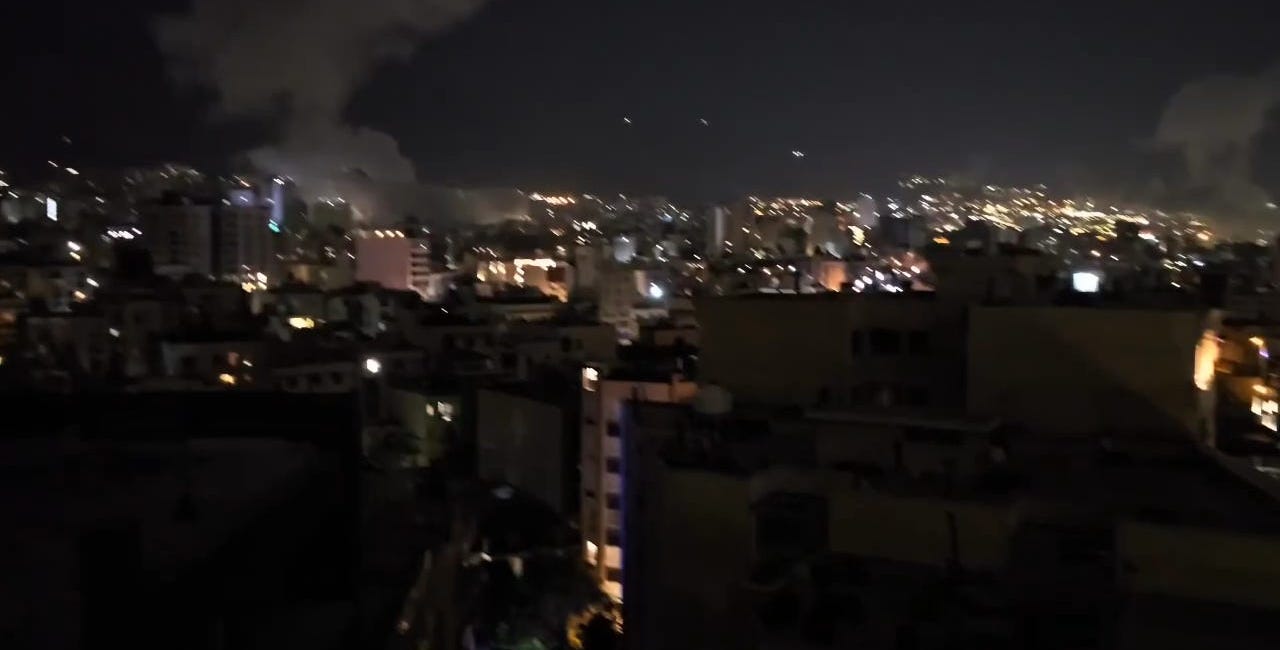 ΕΚΤΑΚΤΟ: Το Ισραήλ πραγματοποίησε χτυπήματα στο Ιράν, σύμφωνα με το Axios