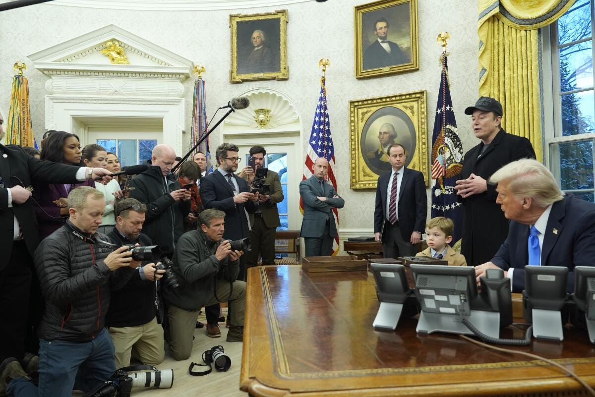 Fuck-America-Up Elmo Talking in Oval Office!