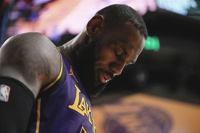 Frustrated LeBron sounds off on Lakers' struggles after 10th loss in 13 games, 127-113 to Memphis – San Diego Union-Tribune Frustrated LeBron sounds off on Lakers' struggles after 10th loss in 13 games, 127-113 to Memphis – San Diego Union-Tribune
