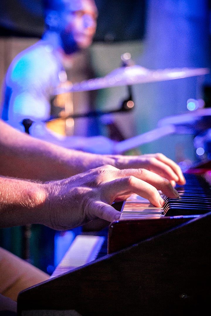 Red and the Revelers / all photos by author