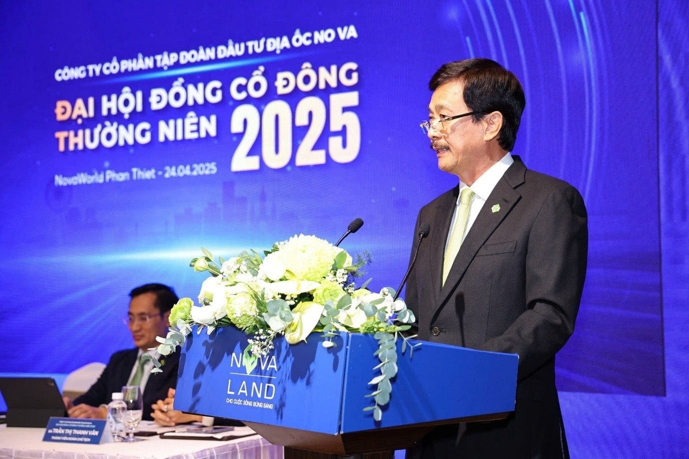 ĐHĐCĐ 2025 Novaland (NVL): Nỗ lực phục hồi, Novaland đặt mục tiêu 2025 bám sát thực tế, tập trung tháo gỡ pháp lý- Ảnh 1. ĐHĐCĐ 2025 Novaland (NVL): Nỗ lực phục hồi, Novaland đặt mục tiêu 2025 bám sát thực tế, tập trung tháo gỡ pháp lý- Ảnh 1.