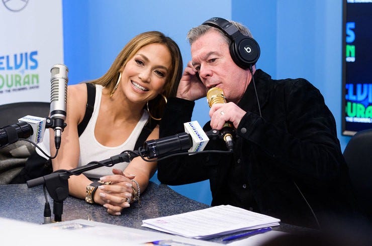 Jennifer lopez elvis duran 2019 billboard 1548