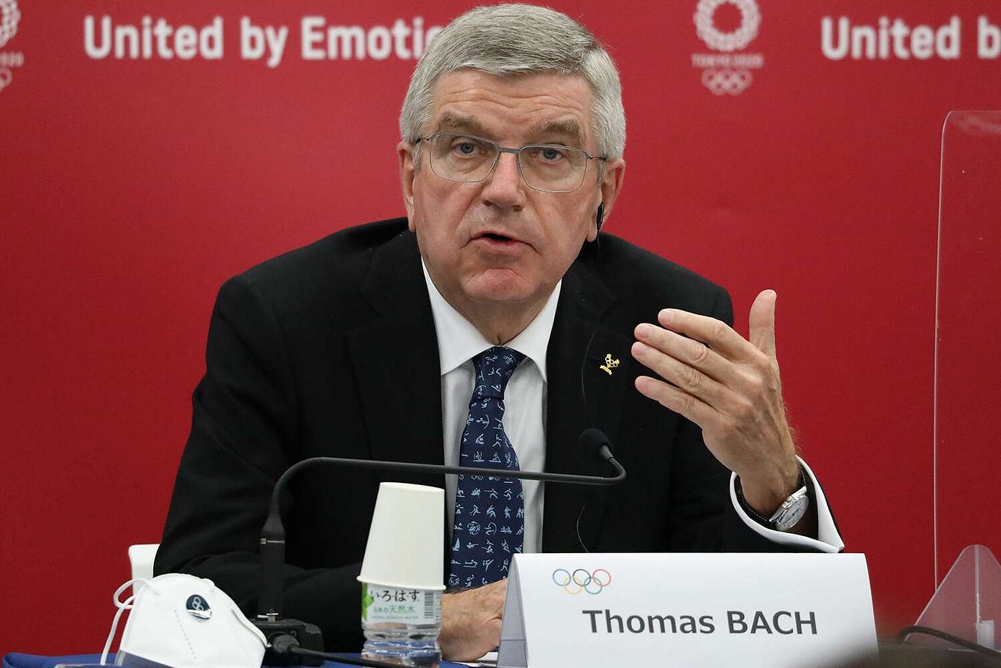 Thomas Bach Calls Out Russian Coaches Over Treatment of Kamila Valieva |  PEOPLE.com
