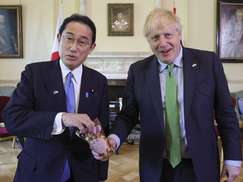 Kishida, Johnson enjoy popcorn from Fukushima Pref. – The Japan News