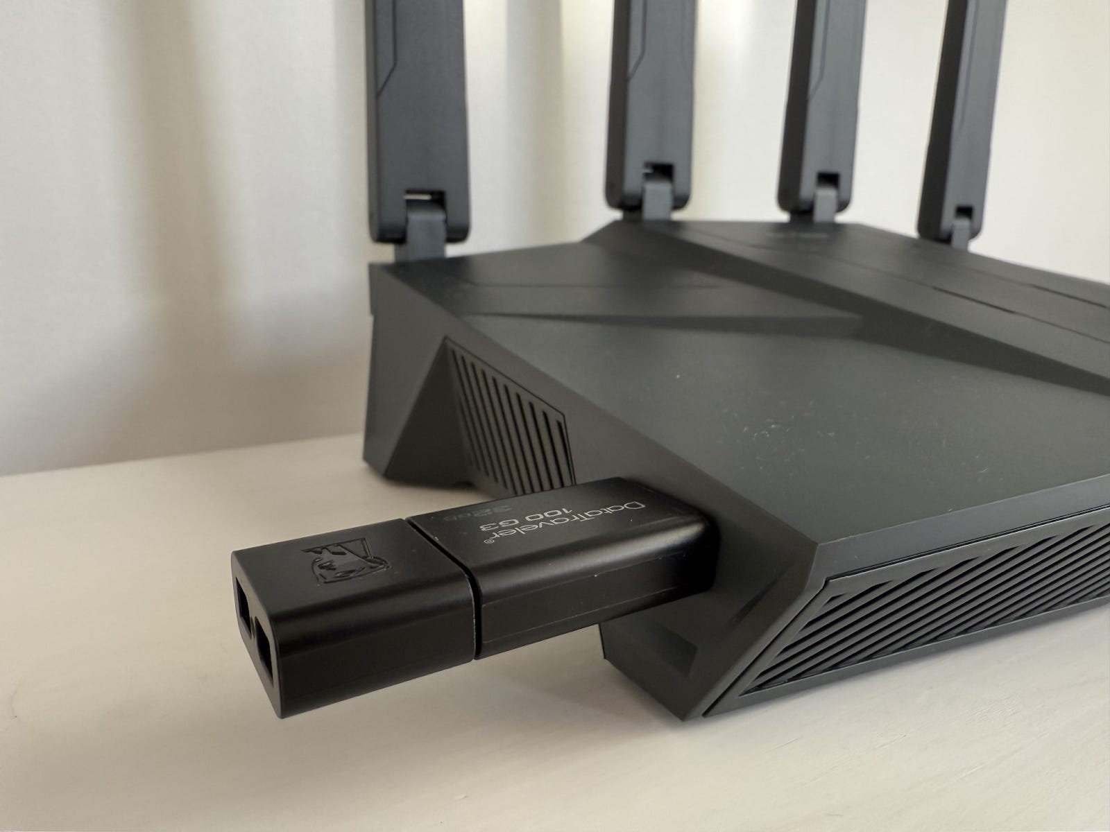 Flink 3 Router Flint 3 Router Review (2025): Real-World Comparison with Flint 2