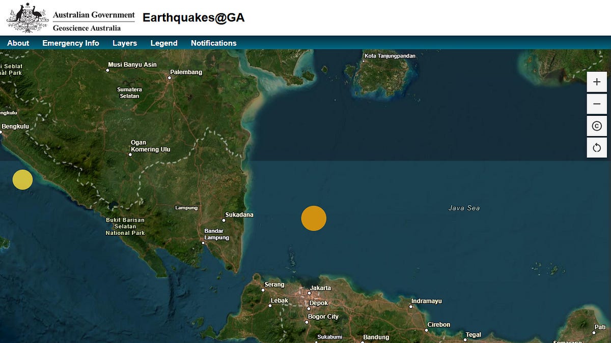 Earthquake reported in the Java Sea - by Robe Warrior