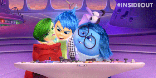 Inside Out Headquarters - A veces sólo necesitas un abrazo fuerte.