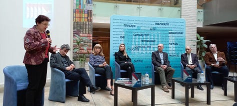 Fotografii de la evenimentul de prezentare a Tratatului de biblioteconomie