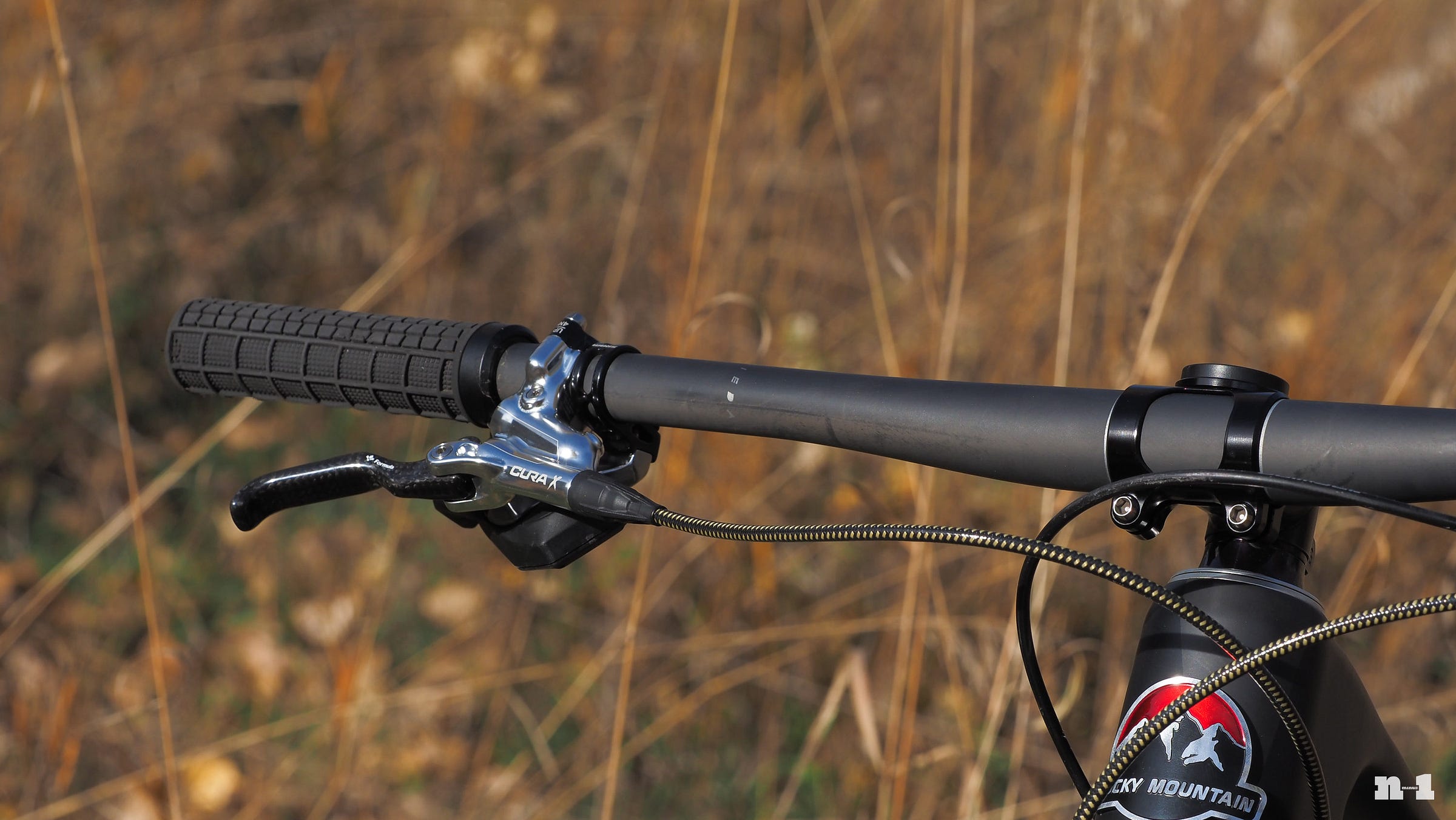 Allied Cycle Works Duet handlebar and stem no rise