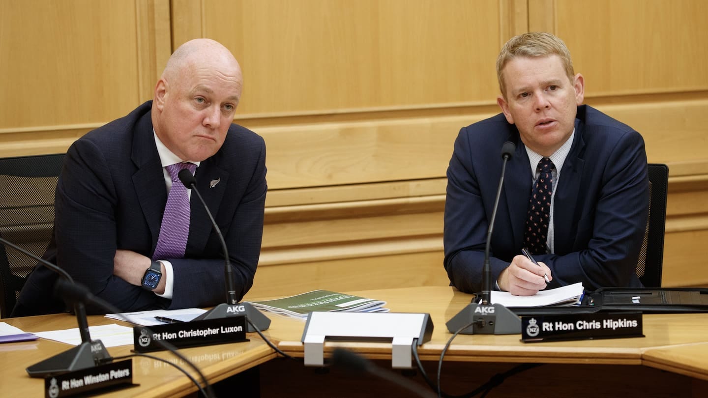 Prime Minister Chritopher Luxon and labour leader Chris Hipkins. Photo /  Mark Mitchell.