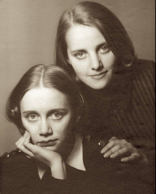 Else Fisher och Randi Fisher, ca 1940.